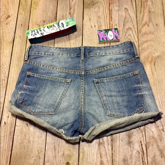 H&M Denim Shorts - Picture 6 of 8